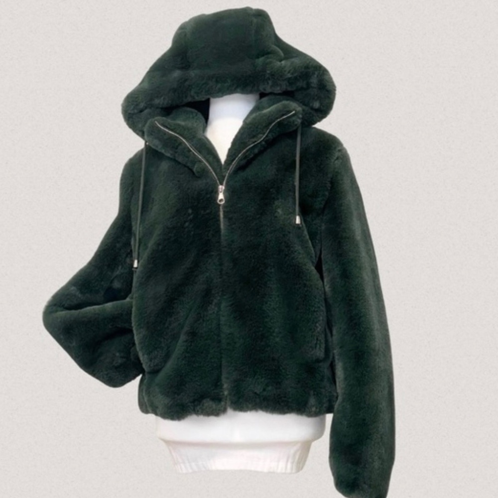 Carolina Belle green faux fur zip up jacket